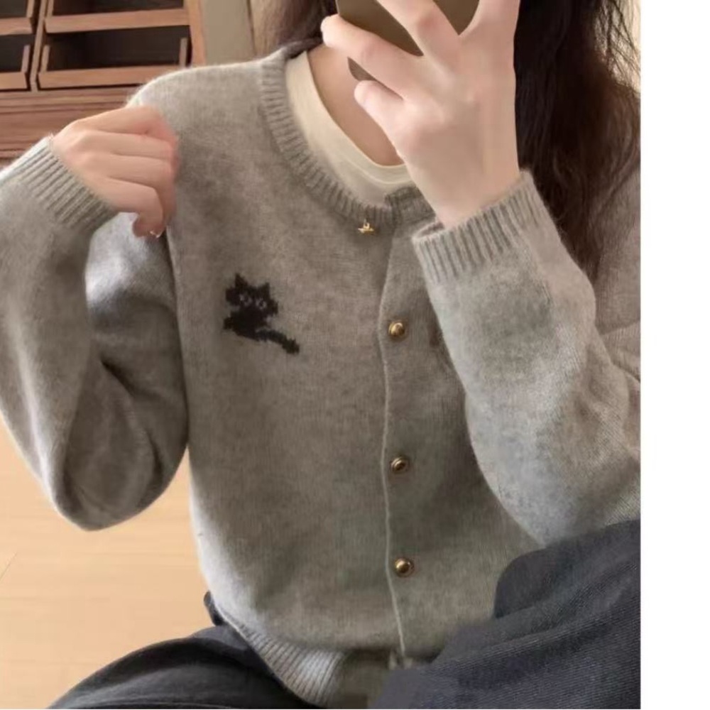 Gray Cat Embroidered Women's Sweater